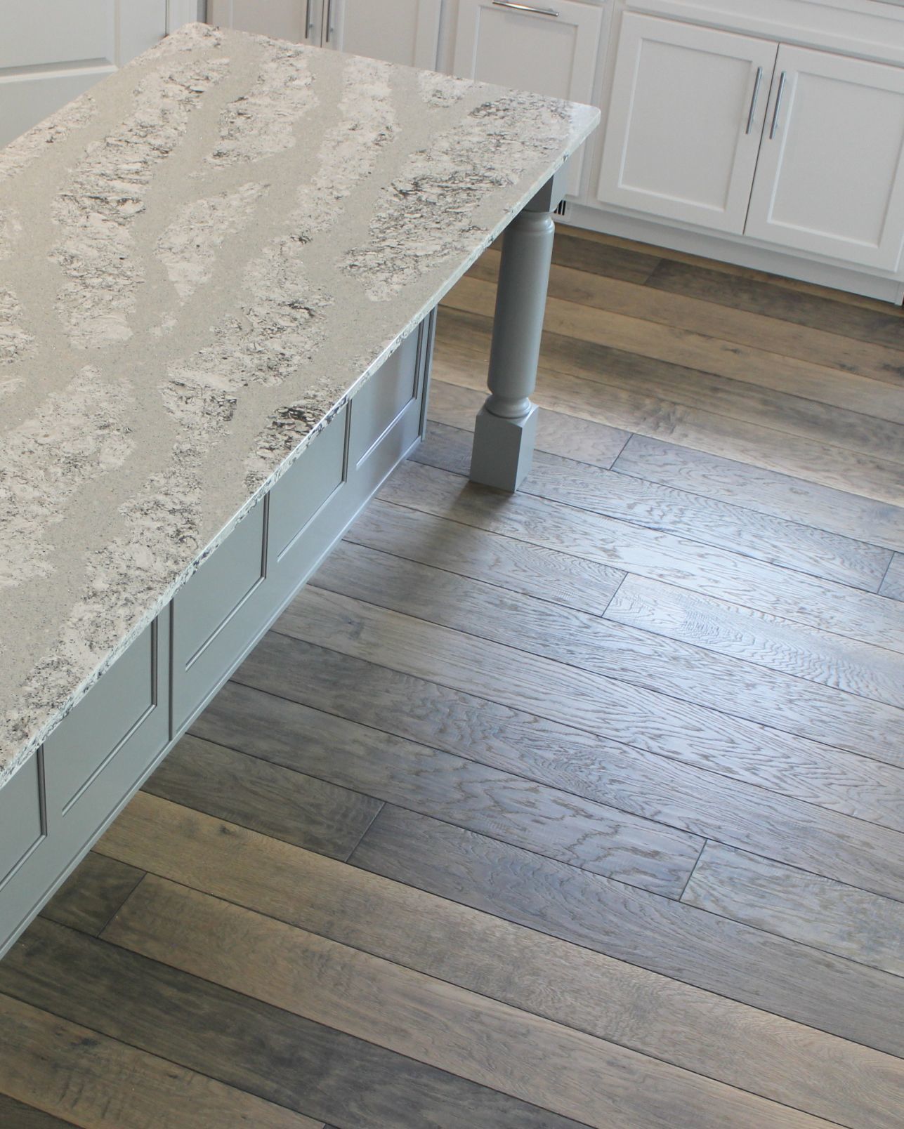 multi-tonal flooring
